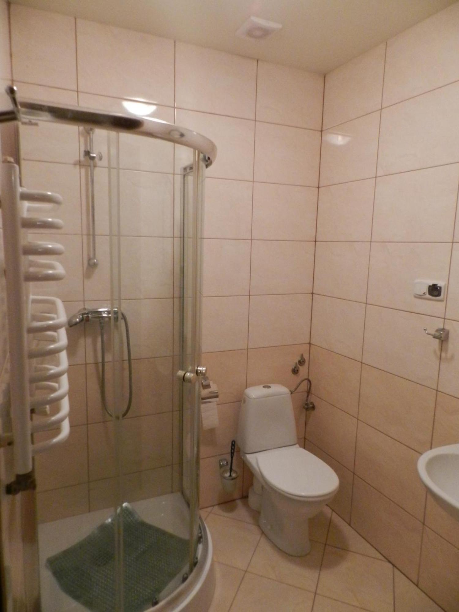 Dom Pielgrzyma Hotel Калвария Зебжидовска Стая снимка