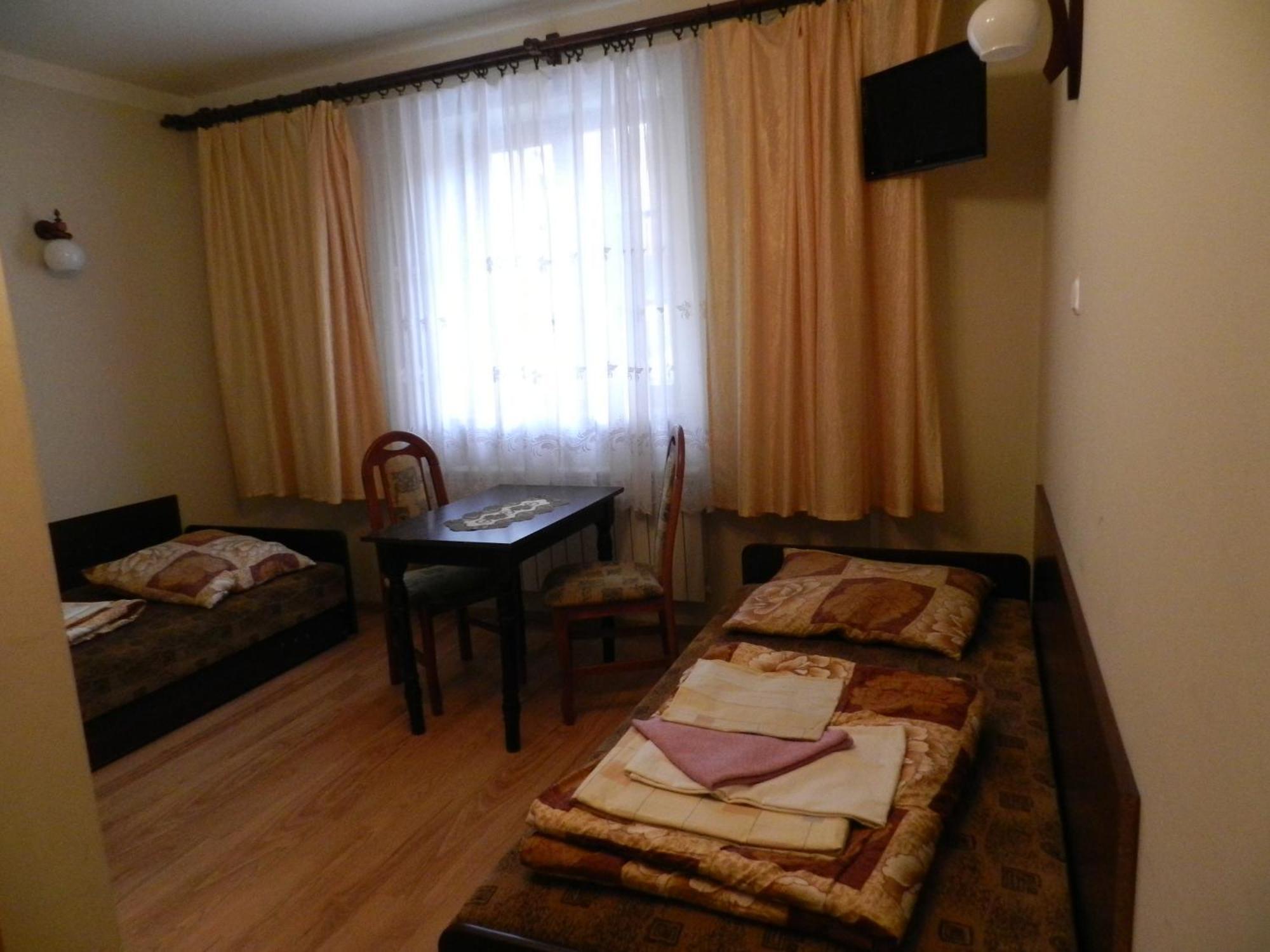 Dom Pielgrzyma Hotel Калвария Зебжидовска Стая снимка
