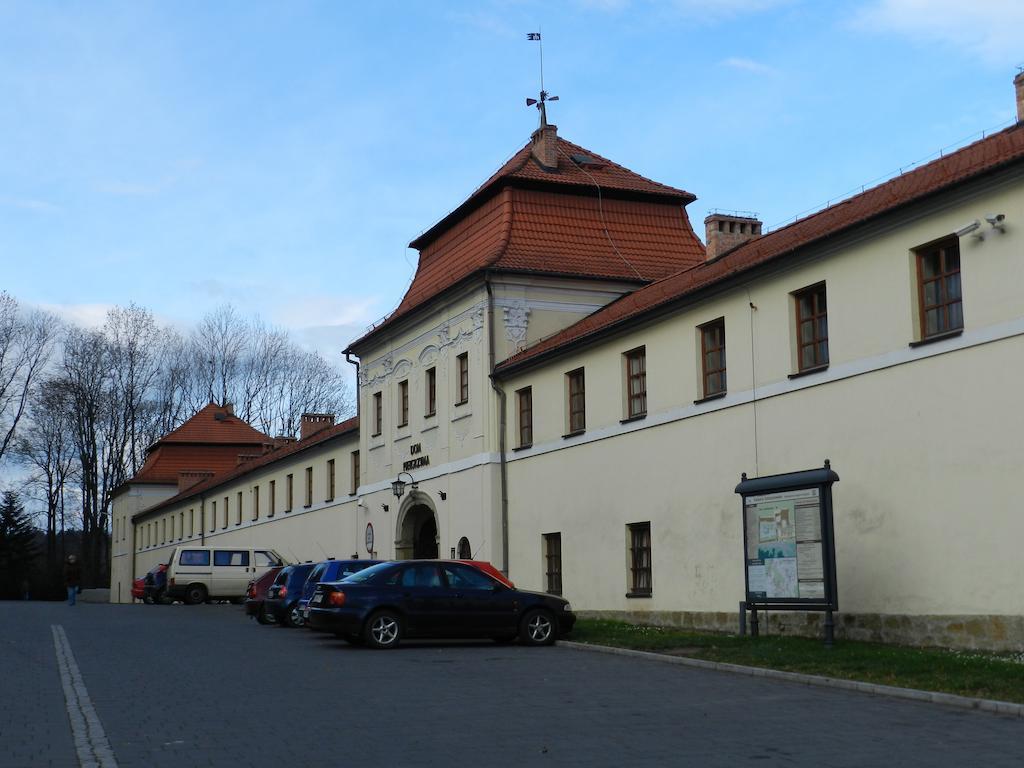 Dom Pielgrzyma Hotel Калвария Зебжидовска Екстериор снимка