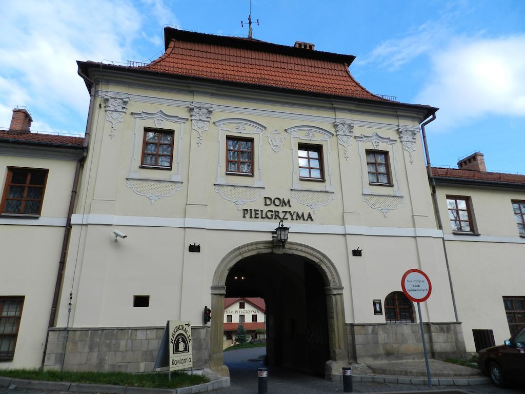 Dom Pielgrzyma Hotel Калвария Зебжидовска Екстериор снимка