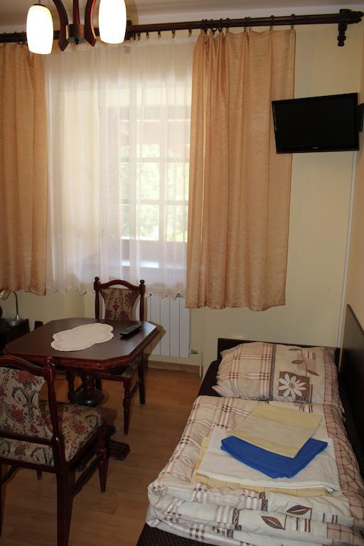 Dom Pielgrzyma Hotel Калвария Зебжидовска Екстериор снимка